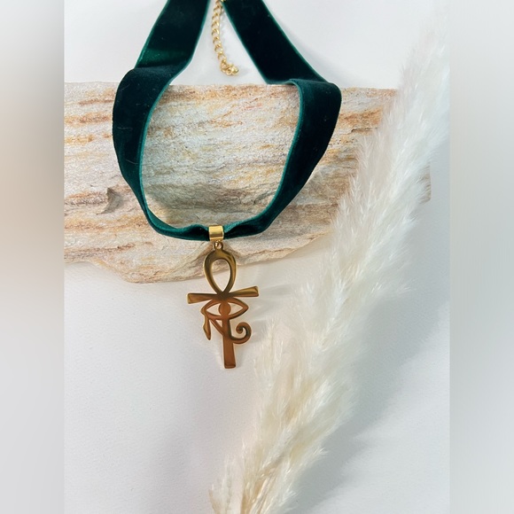Ankh Pendant Choker - Ancient Egyptian Velvet Choker - Protection Choker - Picture 4 of 9